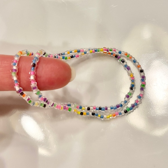 Multicolored seed beads - Picture 3 of 5